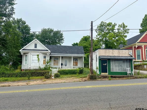 216 E Main St, Henderson, TX 75652