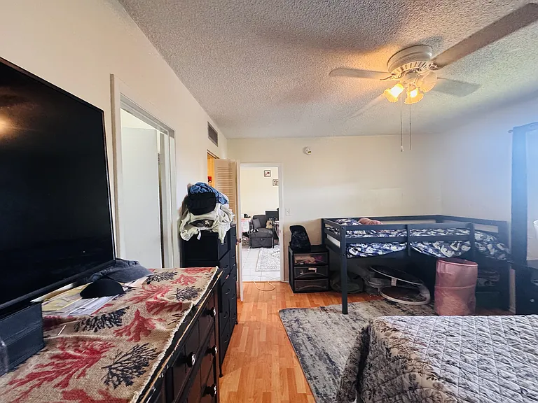 8025 Colony Cir S — Photo 23