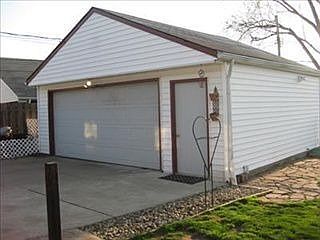 2 Car Garage