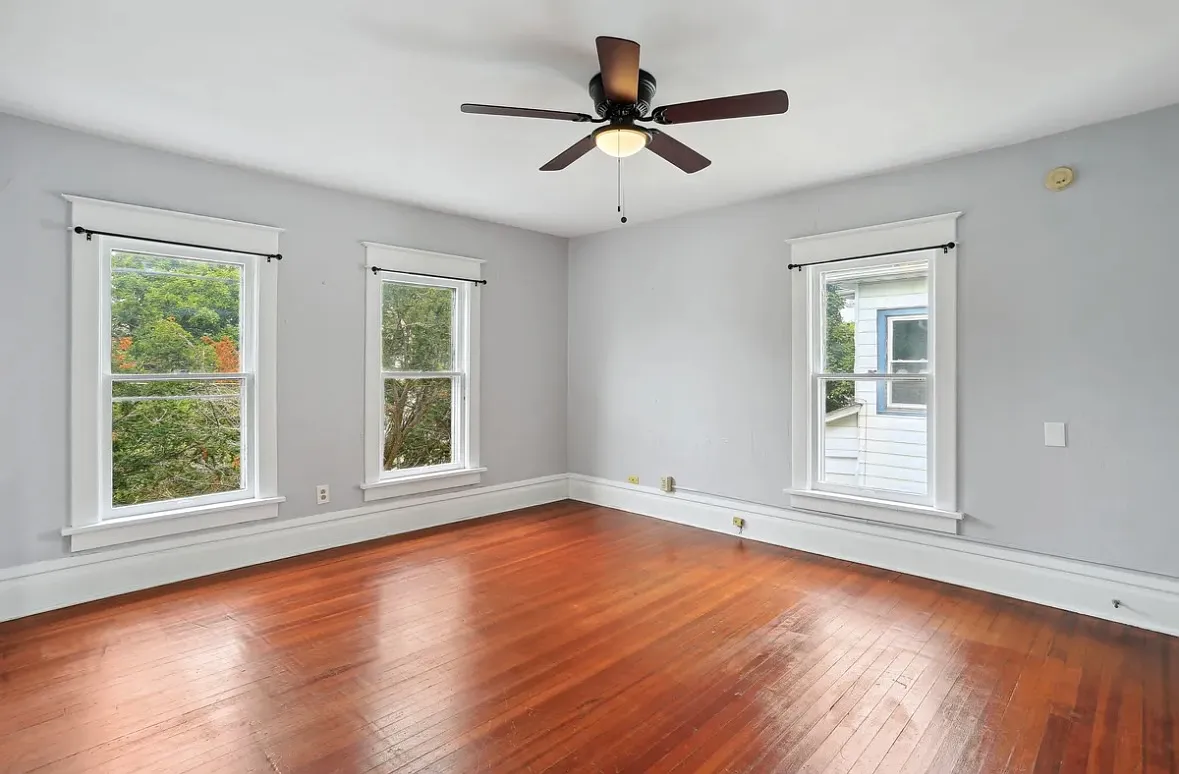 2 bed, 900 sqft, $1,500 — Photo 1