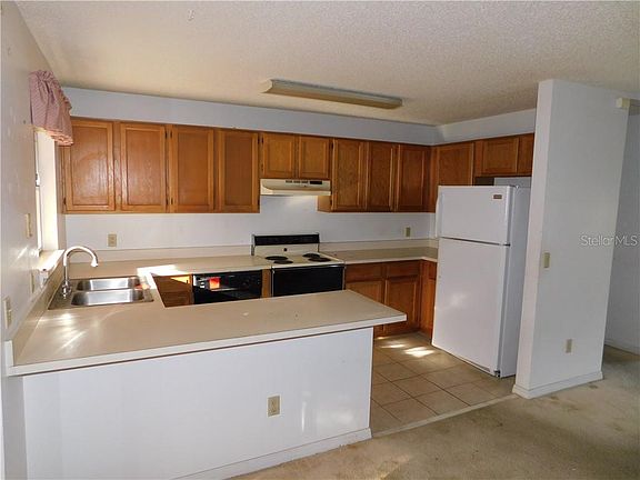 5th image of 409 Roselawn Dr