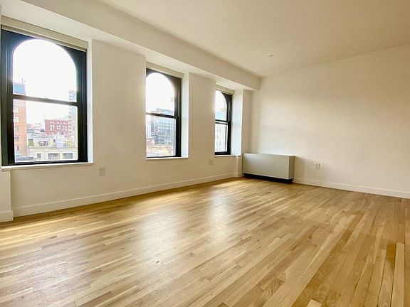 3rd image of 341 W 11th St Ph H