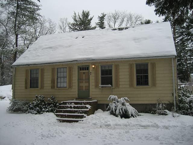 2nd image of 10 Old County Rd #A