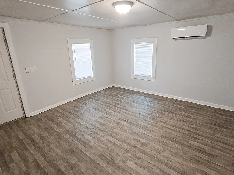 236 Berkley St SE #B — Photo 6