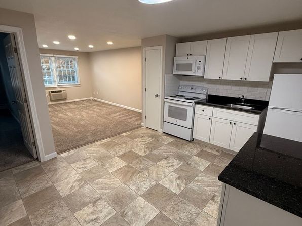 90 Ridgewood Ln #75-02