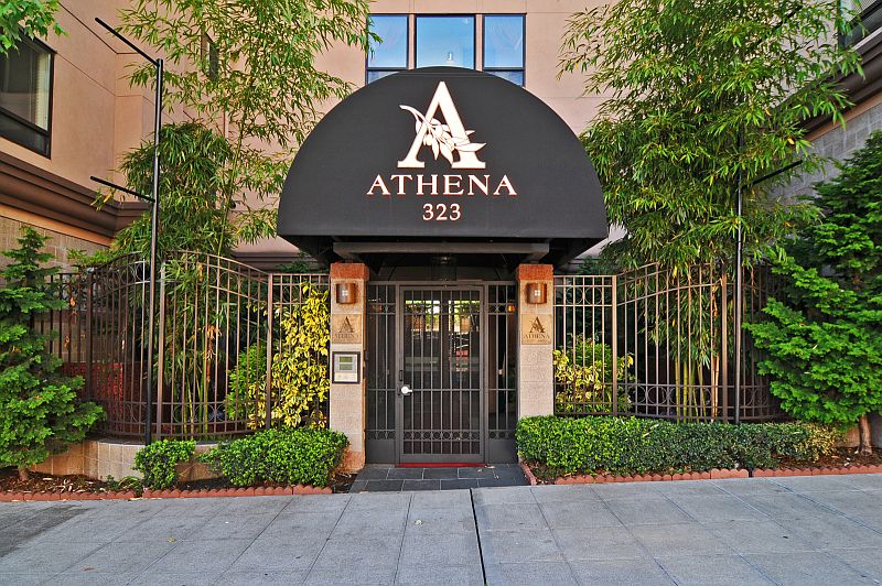 1st image of 323 Queen Anne Ave N APT 204