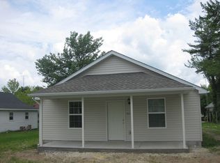 411 N 6th St, Bowling Green, MO 63334