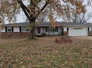 337 Farmers Ln, Lebanon, MO 65536