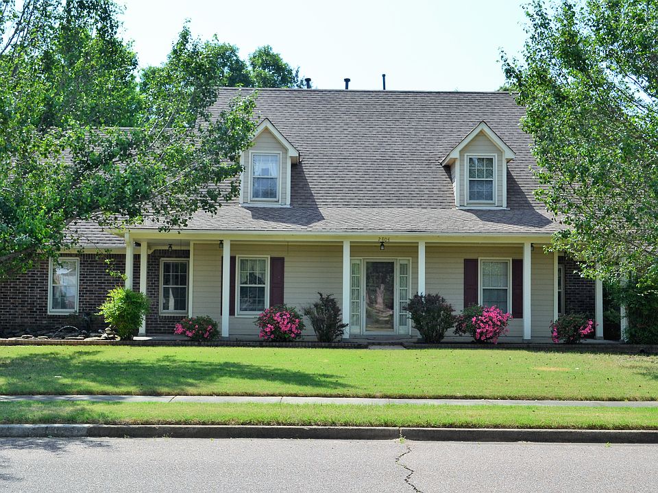 1st image of 2804 Fairway Glen Dr