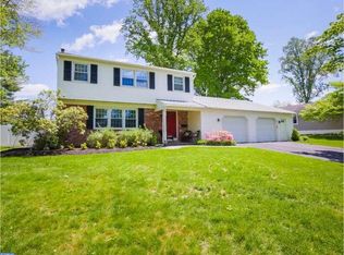 28 Lower Hilltop Rd, Yardley, PA 19067