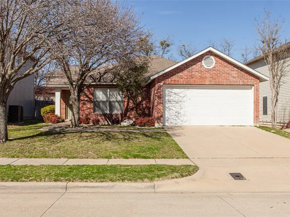 10104 Chapel Ridge Dr, Fort Worth, TX 76116