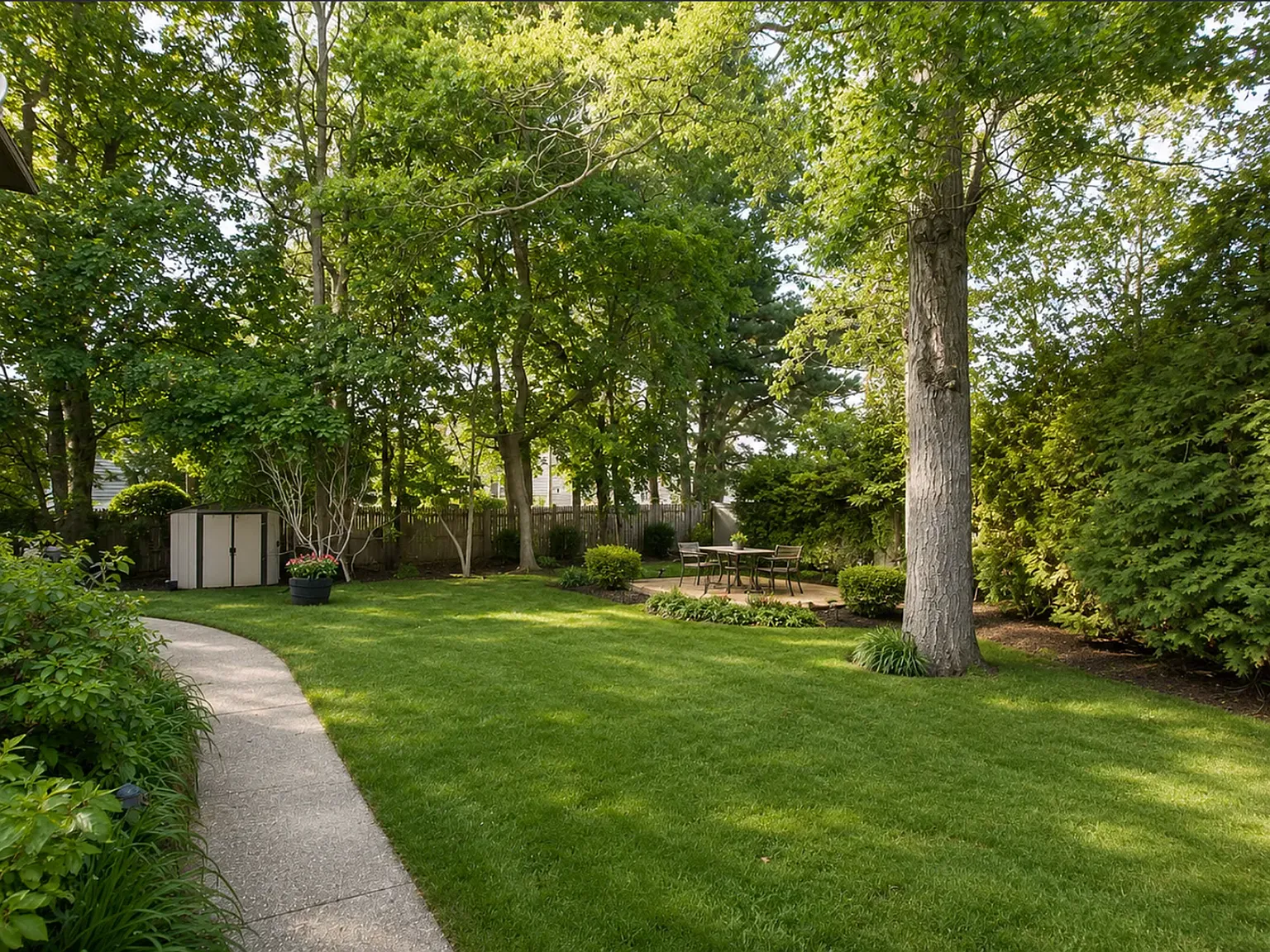 49 Shady Ln — Photo 2