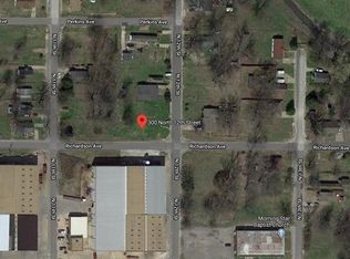 300 N 12th St, West Memphis, AR 72301