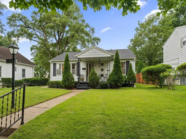 229 N Hawthorne Dr, South Bend, IN 46617