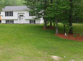 17 Kerns Hill Rd, Manchester, ME 04351