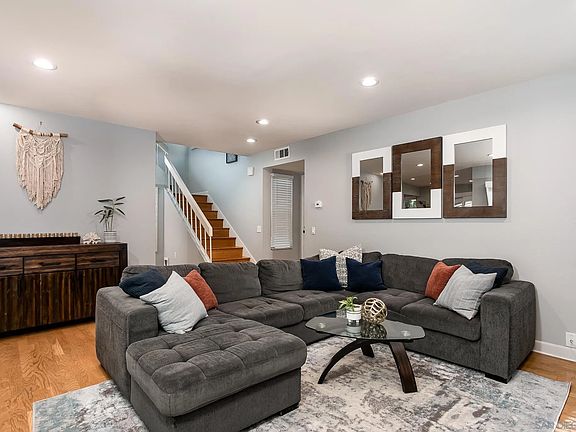 4th image of 10718 Portobelo Dr