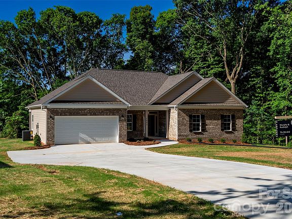 2nd image of 3004 Buffet Ln