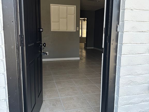 3rd image of 566 White St