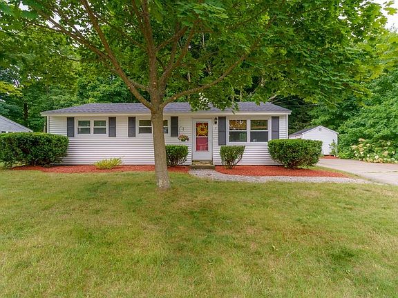 2nd image of 7 Ewald Ave