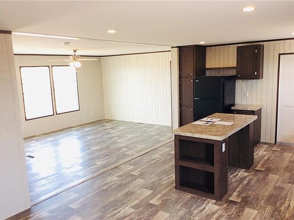 5th image of 248 Alma Ln