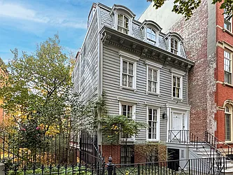 69 Orange Street in Brooklyn Heights
