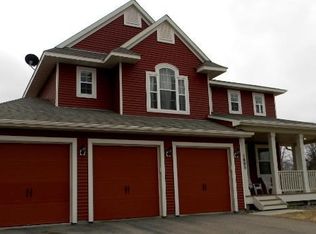 1805 Cherry Cir, Carver, MN 55315