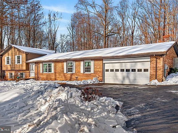 2nd image of 4010 Dalrymple Rd