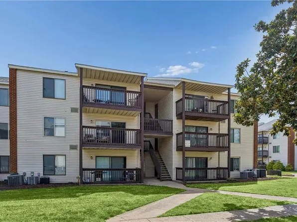 107 Davenport Ct Unit 2, Hampton, VA 23666