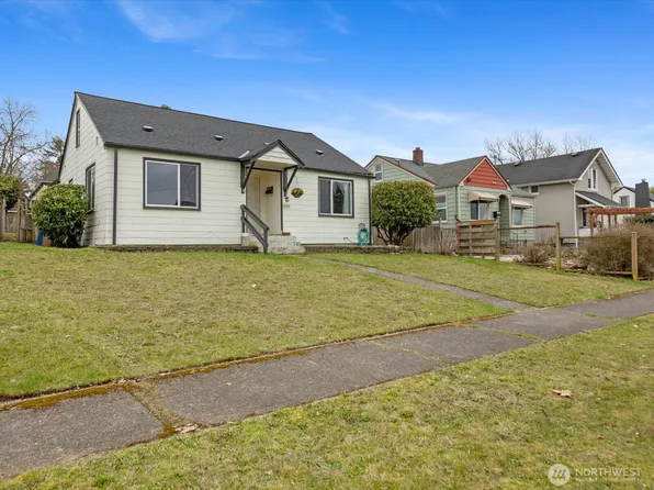 6301 S Thompson Avenue, Tacoma, WA 98408