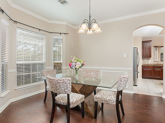5th image of 4626 Del Mar Trl