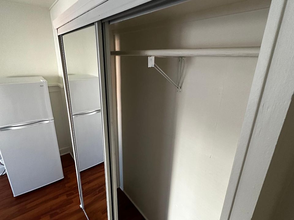 1st image of 1137 Monterey Blvd APT 2