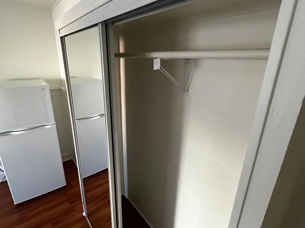 1137 Monterey Blvd APT 2, Hermosa Beach, CA 90254