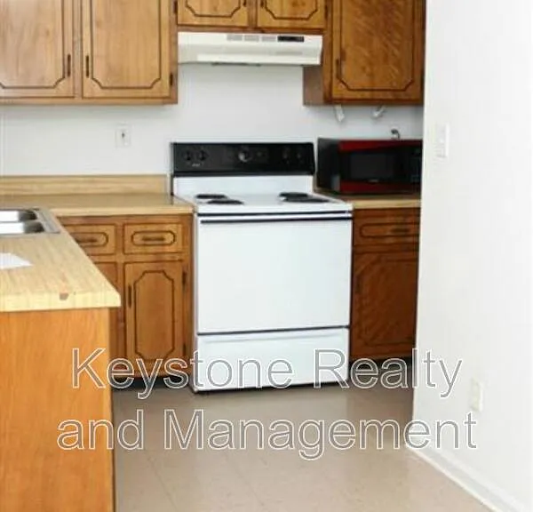 1375 Thompsonville Ln #1A — Photo 5