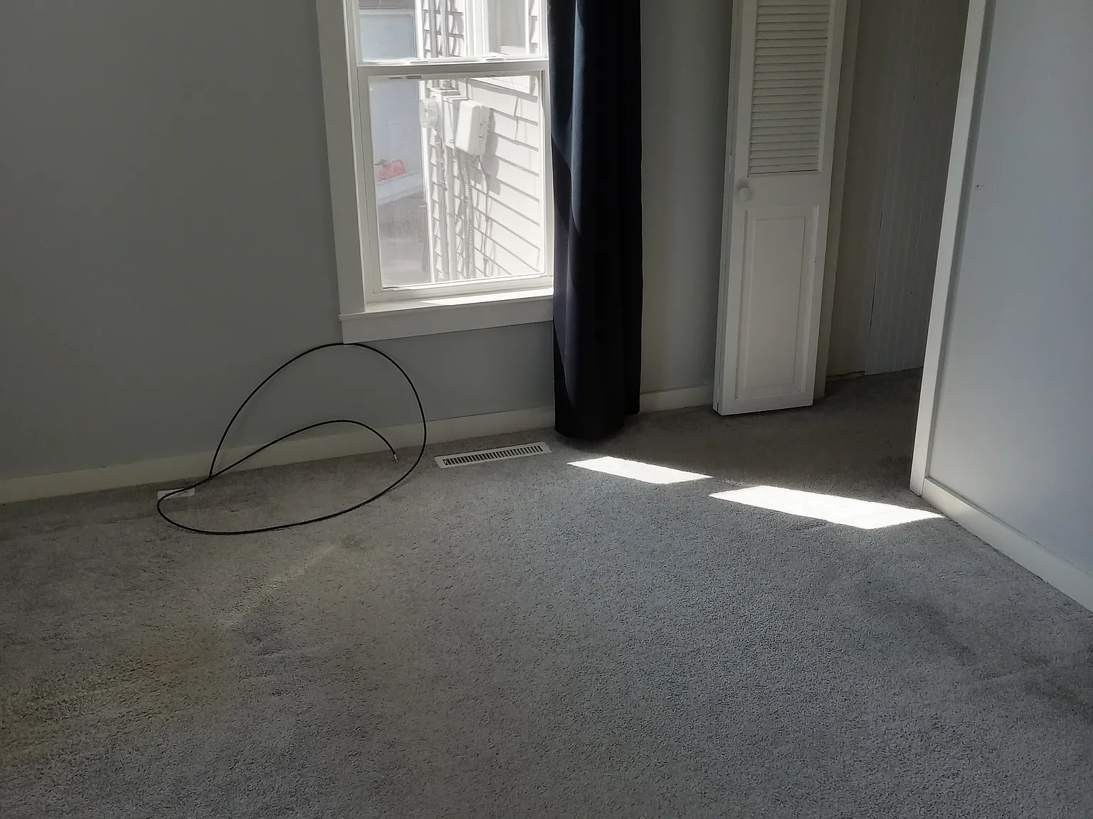 3 bed, 1.5 bath, 1100 sqft, $1,500 — Photo 4