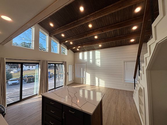 3rd image of 349 Chappel Hill Rd #17