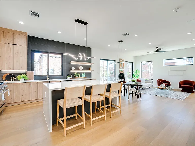 3825 Munger Ave — Photo 17