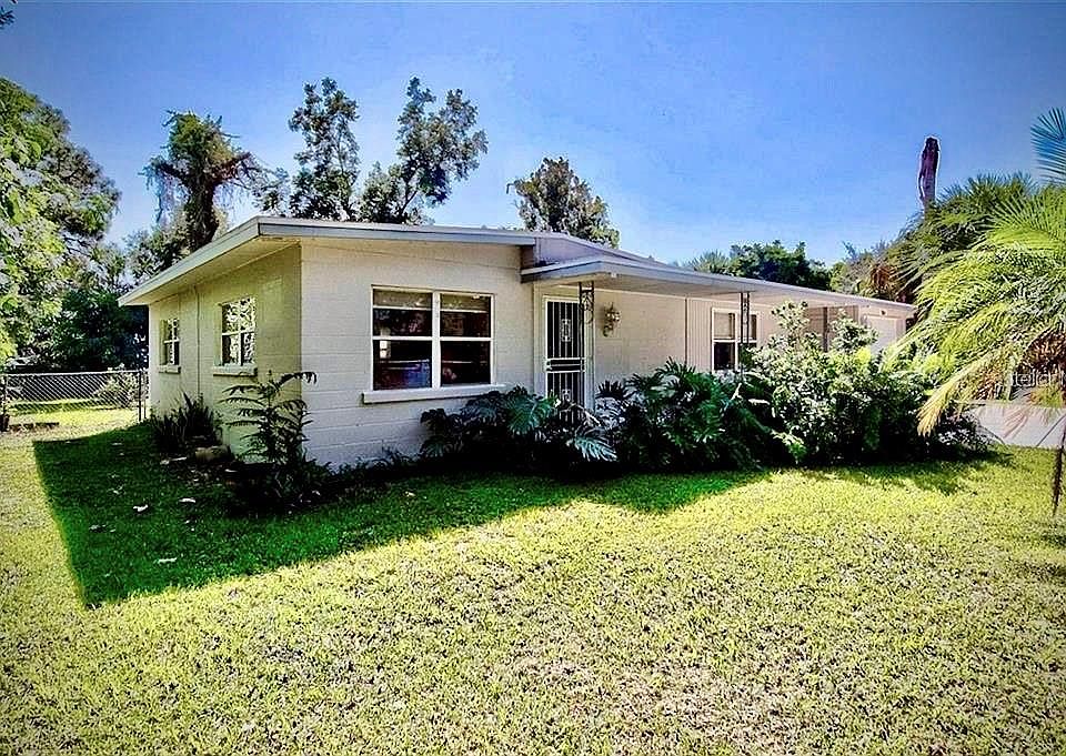 1st image of 804 64th Avenue Dr W