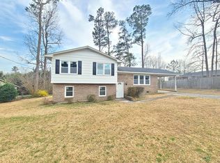 7321 Avalon Dr, Fayetteville, NC 28303