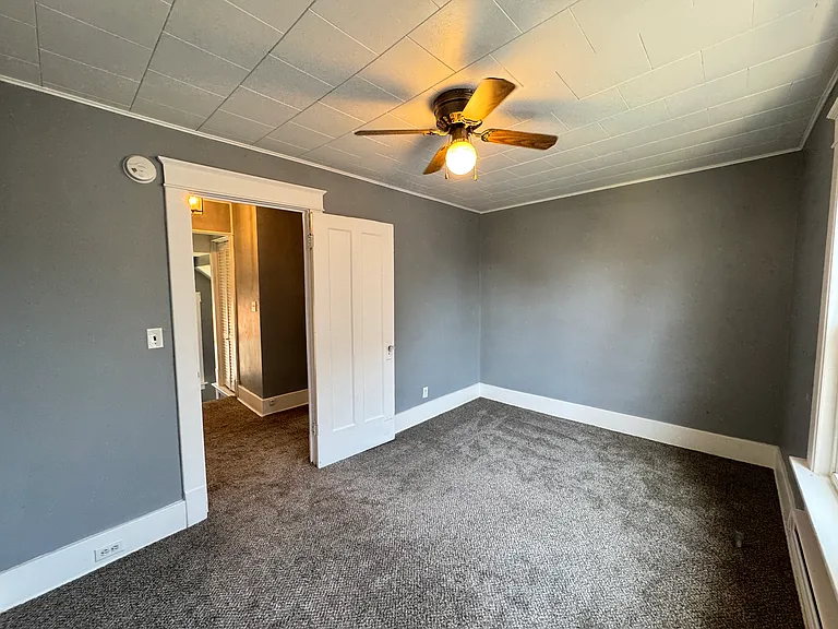 2920 Walnut St — Photo 9