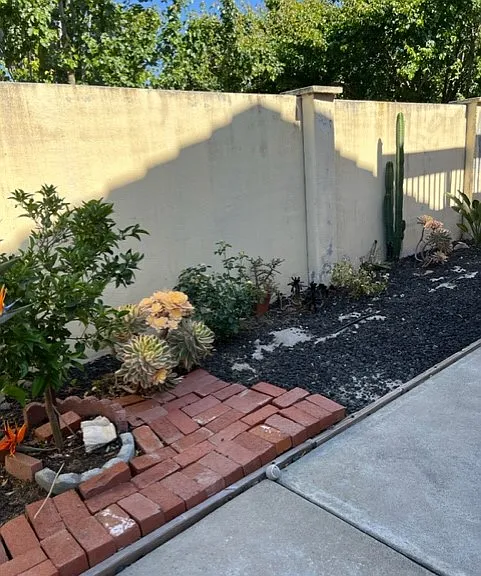 417 Powell Dr — Photo 17