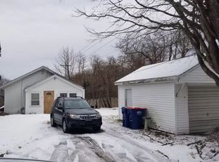 6 Longfellow St, Wareham, MA 02571