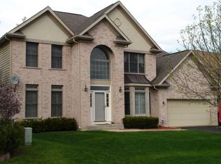 408 River Grove Ct, Vernon Hills, IL 60061