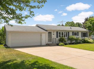 4096 71st St E, Inver Grove Heights, MN 55076