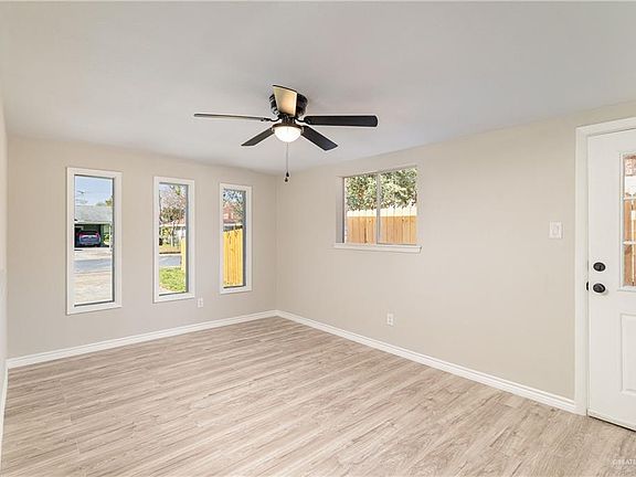 5th image of 1120 N 27th St