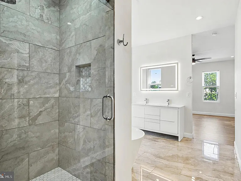 4124 Westminster Ave — Photo 10