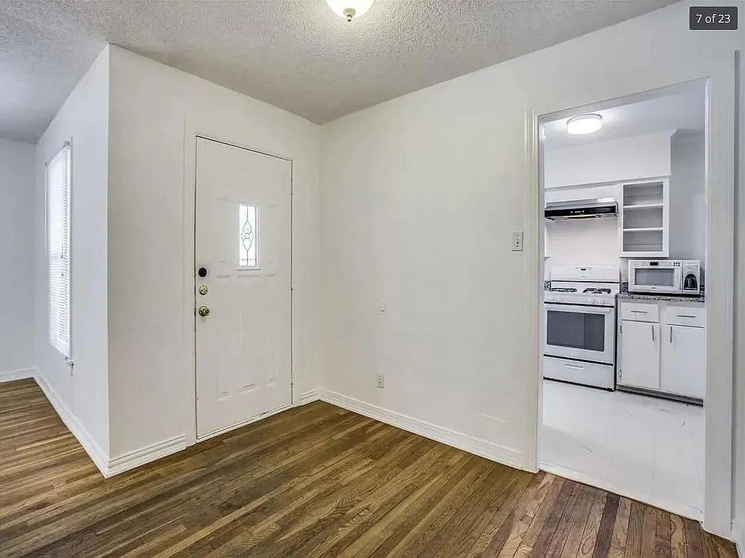 5 bed, 2.0 bath, 1946 sqft, $2,800 — Photo 3