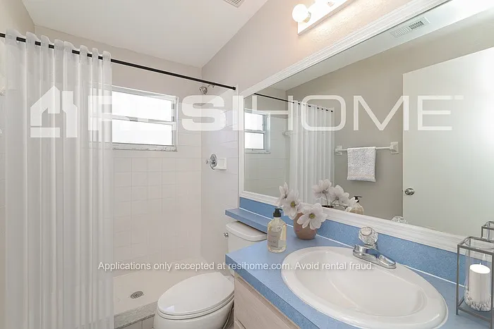 3009 Sabal Bend Dr NE — Photo 11