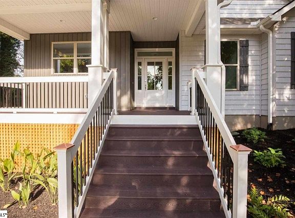 4th image of 50 Townes Square Ln