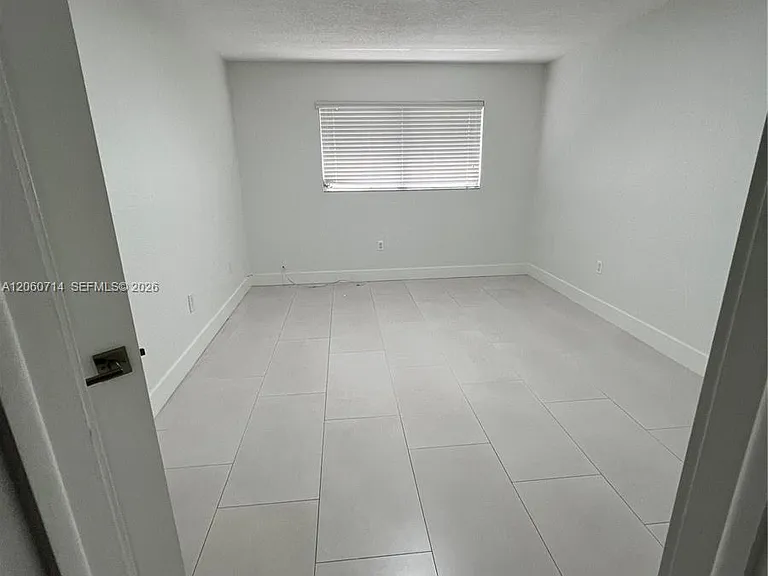 9520 SW 8th St #118 — Photo 29