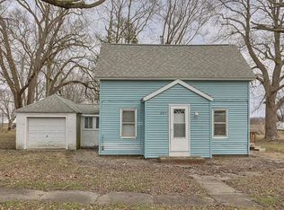 205 N Elm St, Broadlands, IL 61816